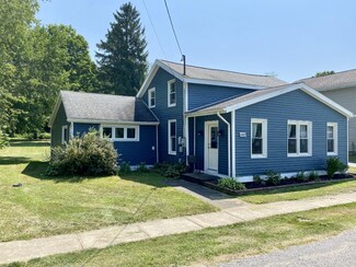 14469 Depot St, Waterford, PA 16441