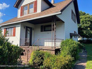 506 Center St, Taylor, PA 18517