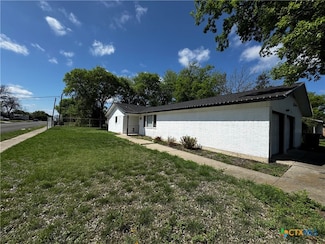 2706 Zephyr Rd, Killeen, TX 76543