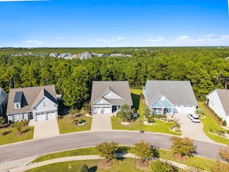 3244 Inland Cove Dr, Southport, NC 28461