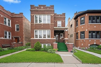2110 Gunderson Ave, Berwyn, IL 60402