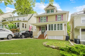 28 N Mada Ave, Staten Island, NY 10310