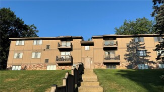 2467 Brook Ledge Rd Unit 32B, Bridgeville, PA 15017