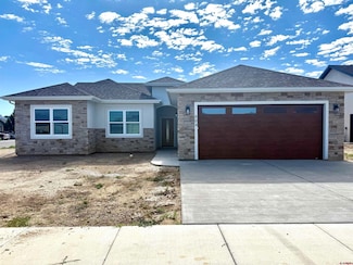 604 Carbonero Ave, Montrose, CO 81403