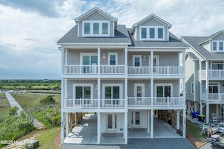 130 Sea Oaks Ct, North Topsail Beach, NC 28460