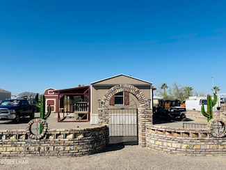 200 N Moon Mountain Ave, Quartzsite, AZ 85346