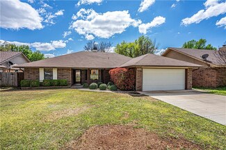 2824 Countrywood Ln, Edmond, OK 73012