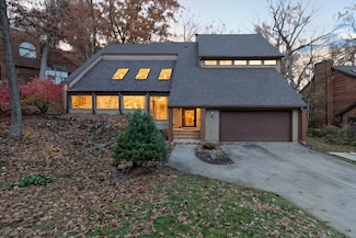 5846 Schumann Dr, Fitchburg, WI 53711