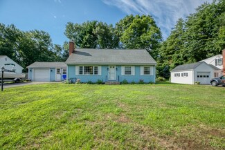 75 Briarcliff St, Springfield, MA 01128