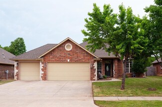 2221 S Lake Blvd, Norman, OK 73071