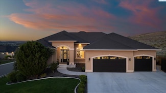 1104 Allenwhite Dr, Richland, WA 99352