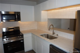 424 Hickorywood Cir, Richmond, VA 23223
