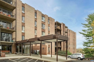 511 1st St N Unit 502, Charlottesville, VA 22902