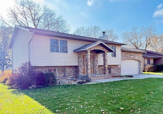 605 E 14th Ave, Mitchell, SD 57301