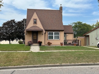 825 Washington Ave, Wisconsin Dells, WI 53965