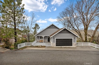 1207 Grass Valley Rd, Lake Arrowhead, CA 92352