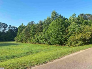000 Finney Dr, Clinton, SC 29325