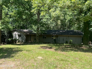 128 Rivoli Woods Dr, Macon, GA 31210