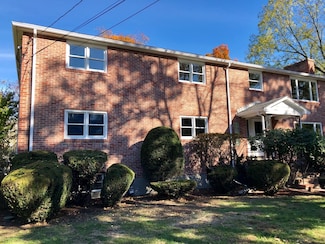 75 Elgin St Unit 77, Newton Center, MA 02459