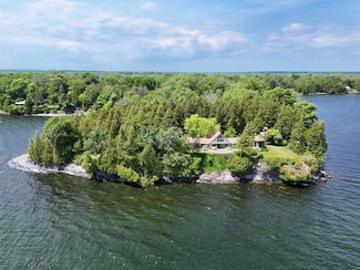 173 Hibbard Point Rd, North Hero, VT 05474