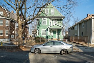 54 Johnson St, Springfield, MA 01108