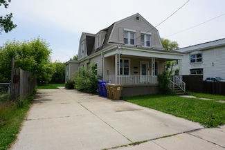 2005 56th St, Kenosha, WI 53140