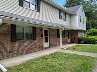 23 Brewster Rd, Cornwall, NY 12518