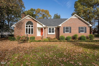 205 S Cottonwood Dr, Goldsboro, NC 27530