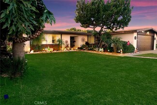 1641 Labrador Dr, Costa Mesa, CA 92626