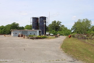 9490 Mississippi 178, Mineral Wells, MS 38654
