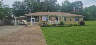 227 Murray Ln, Huntingdon, TN 38344