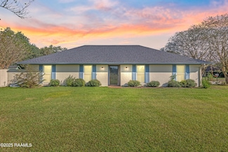504 Orange Dr, Abbeville, LA 70510