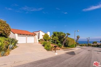 3636 Malibu Country Dr, Malibu, CA 90265