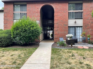 21 Augusta Ct Unit 8, Freehold, NJ 07728