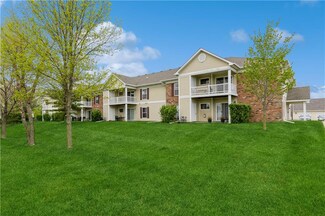 2156 NW 156th St Unit 11, Clive, IA 50325