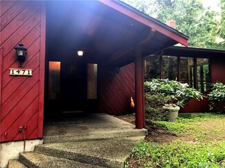 1471 Glencove Ln, Bellingham, WA 98229