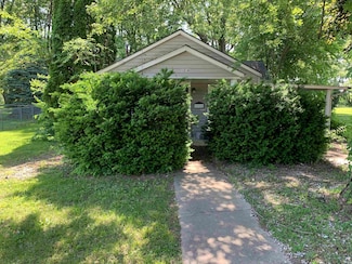 1316 N Factory St, Fairmount, IN 46928