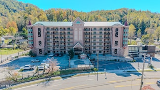 210 Roaring Fork Unit 602, Gatlinburg, TN 37738