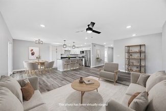 110 W Washington St, Norway, IA 52318