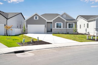 283 E Polaris Dr Unit 102, Saratoga Springs, UT 84045