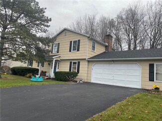 739 Sugarcreek Trail, Webster, NY 14580