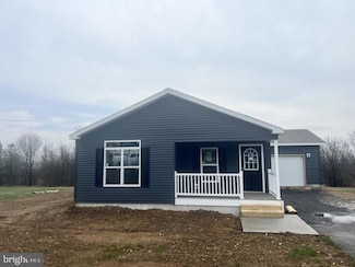 71 Ash Rd, Hamburg, PA 19526