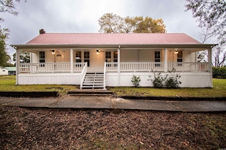 208 Frost St, Huttig, AR 71747