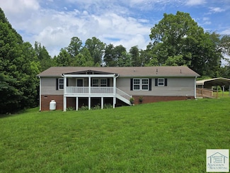 106 Preston Scales Dr, Martinsville, VA 24112