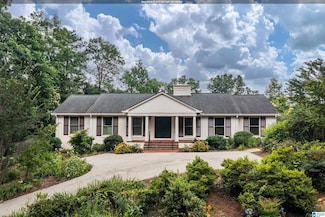 3609 Springhill Rd, Mountain Brook, AL 35223