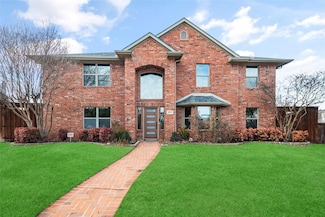 8221 Greenwood Dr, Plano, TX 75025