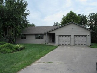 2425 Fairman Ave, State Center, IA 50247