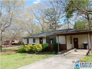 704 Parker Blvd, Weaver, AL 36277