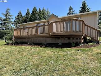 413 SE Pear St, Oakland, OR 97462