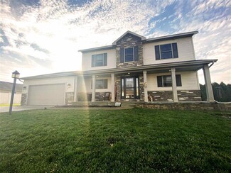 202 Brooke Ln, Millersburg, IN 46543